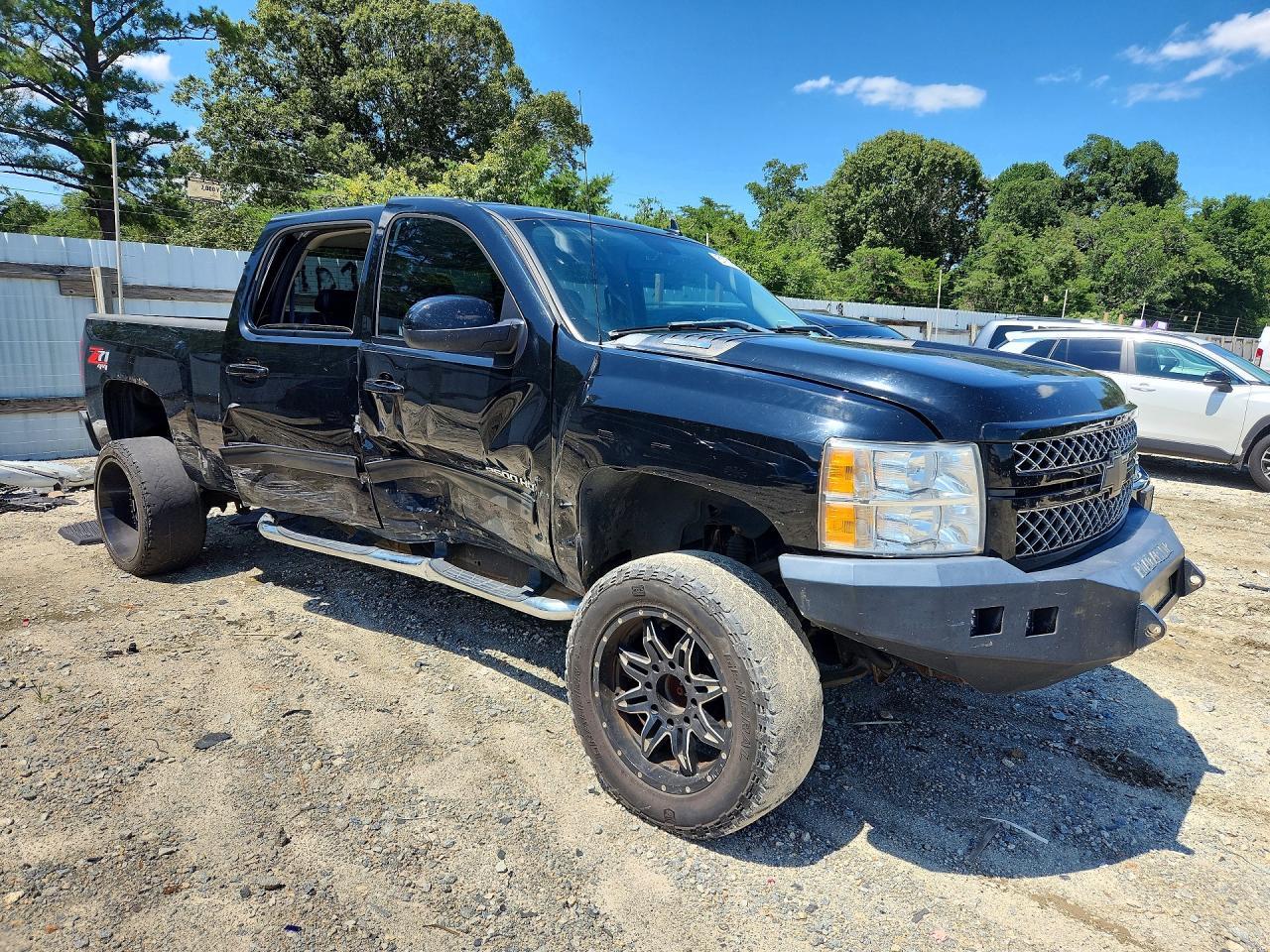 2013 Chevrolet Silverado K2500 Heavy Duty Ltz - Image 4