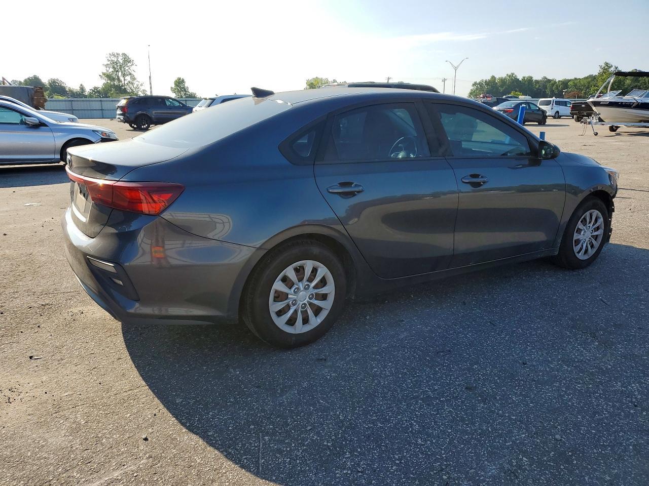 2020 Kia Forte Fe - Image 3