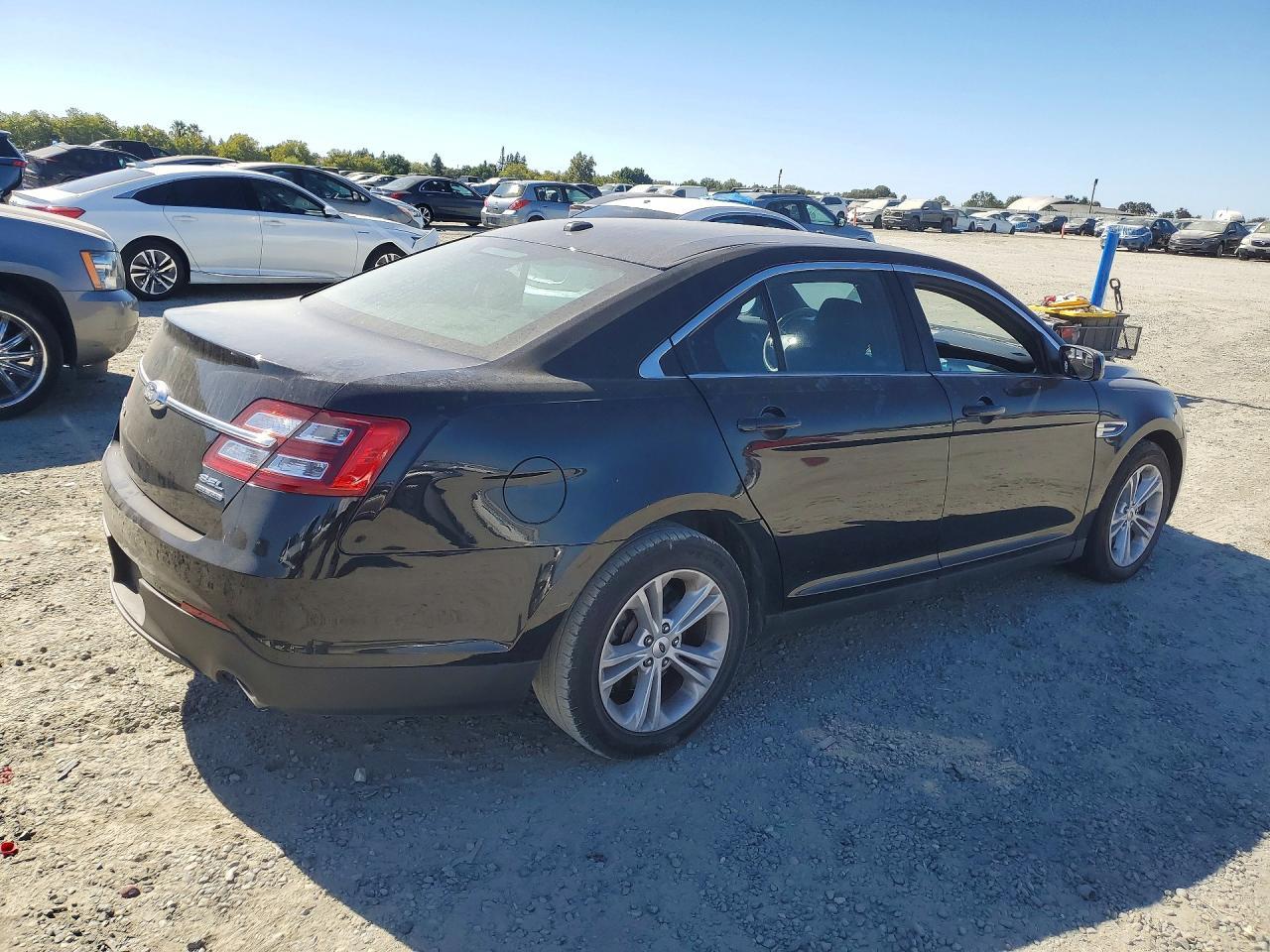 2018 Ford Taurus Sel - Фото 3