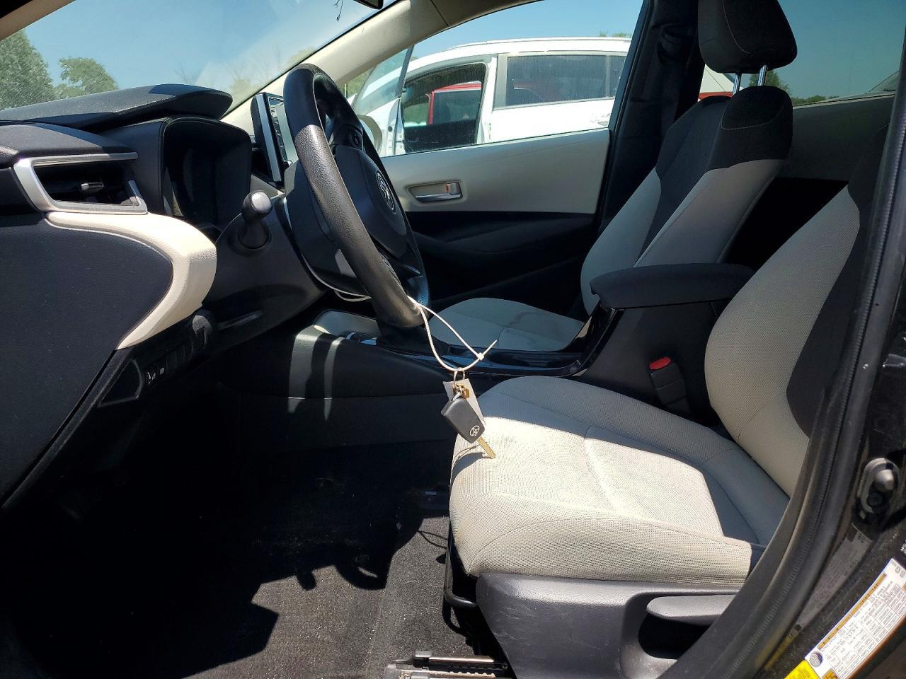 2020 Toyota Corolla Le - Фото 7