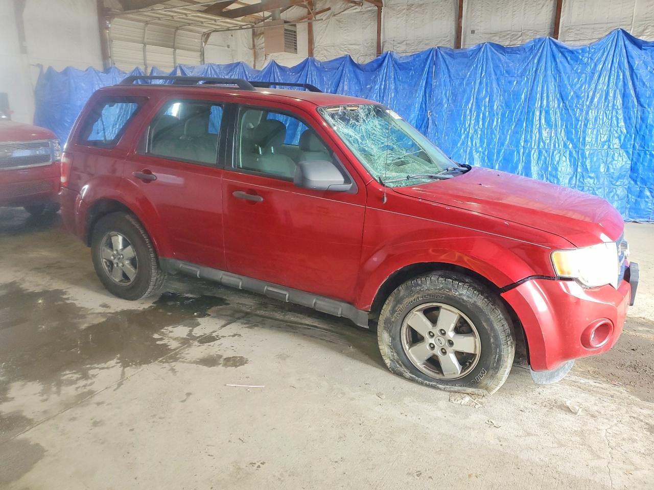 2010 Ford Escape Xls - Фото 4