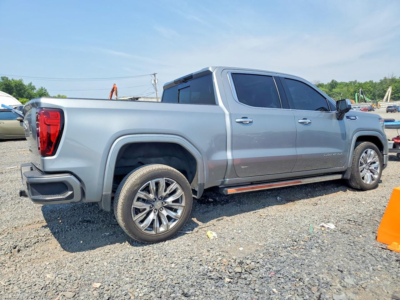 2025 GMC Sierra K1500 Denali - Фото 3