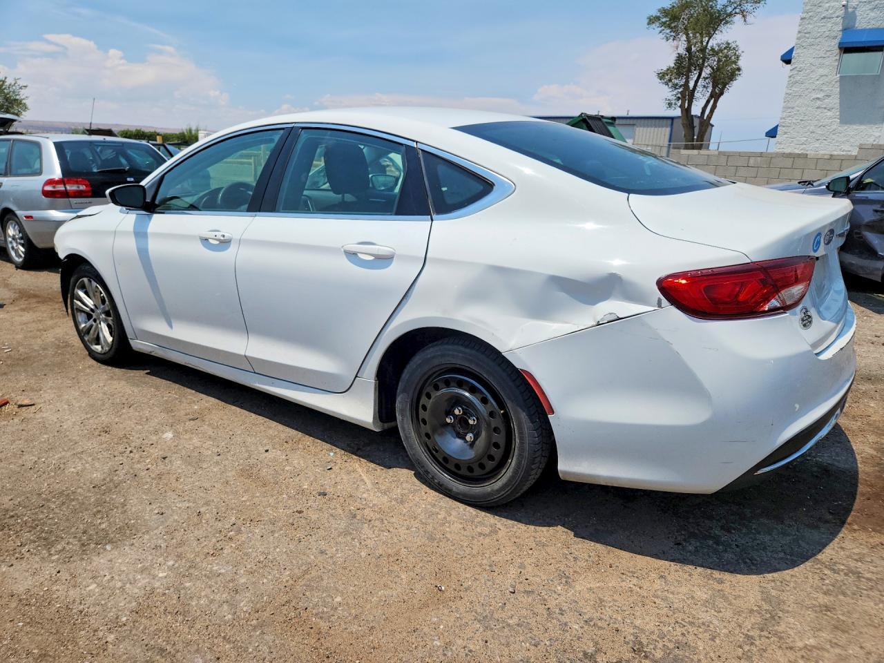 2015 Chrysler 200 Limited - Image 2