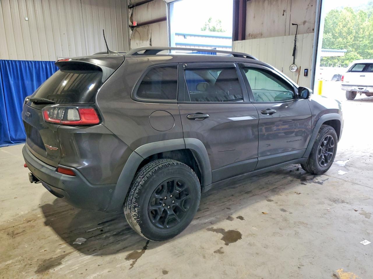 2019 Jeep Cherokee Trailhawk - Фото 3