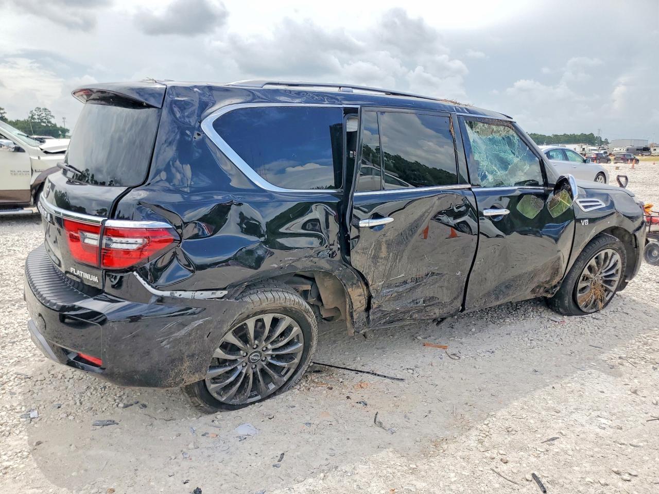 2022 Nissan Armada Platinum - Фото 3