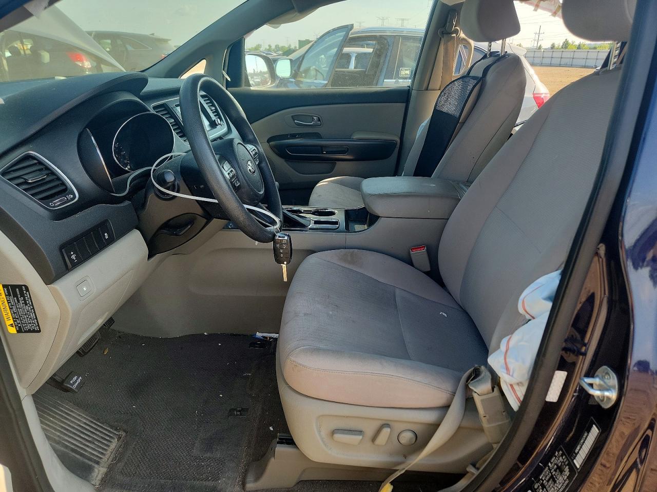 2019 Kia Sedona Lx - Image 7