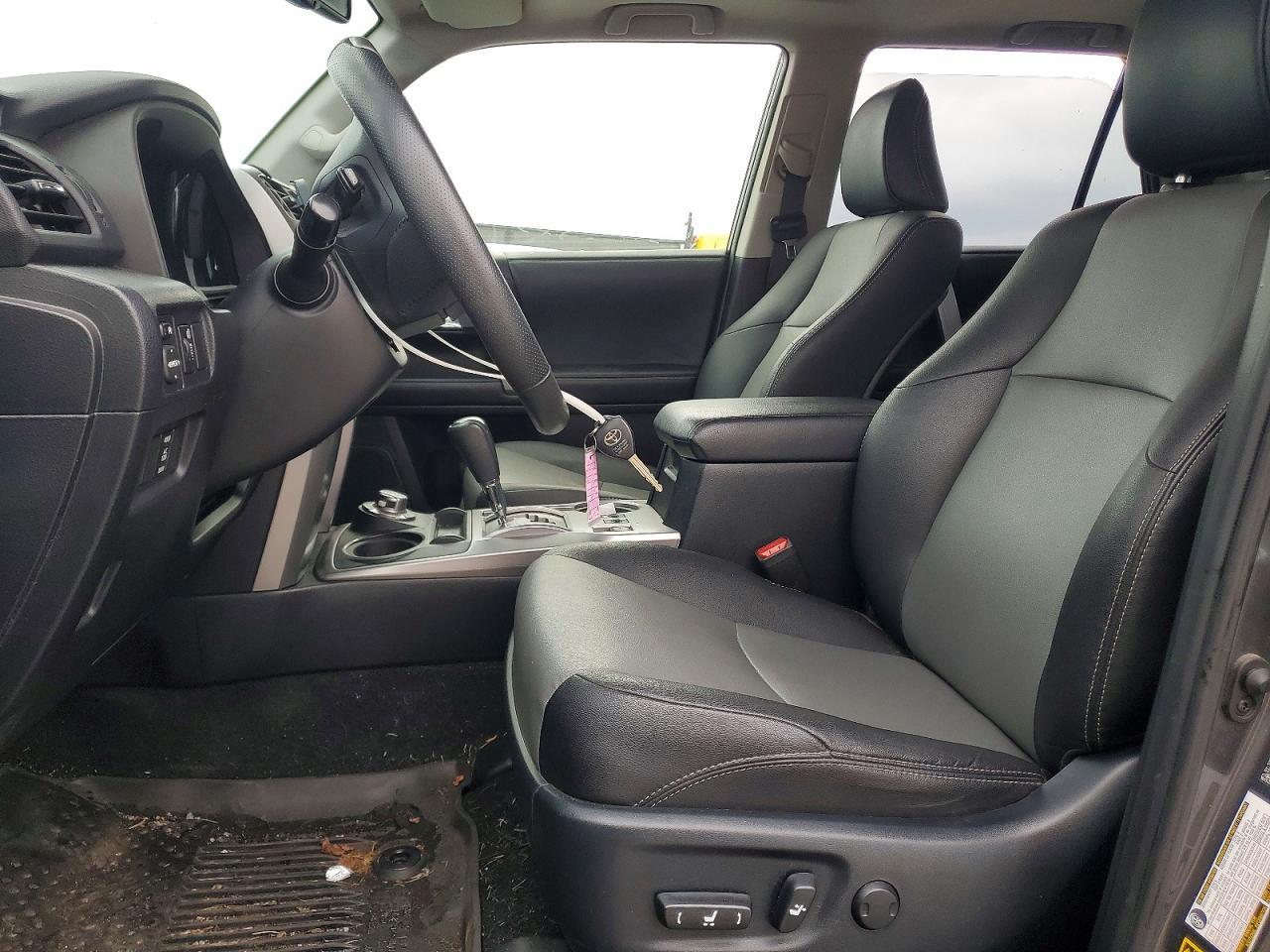 2018 Toyota 4Runner Sr5 Premium - Image 7