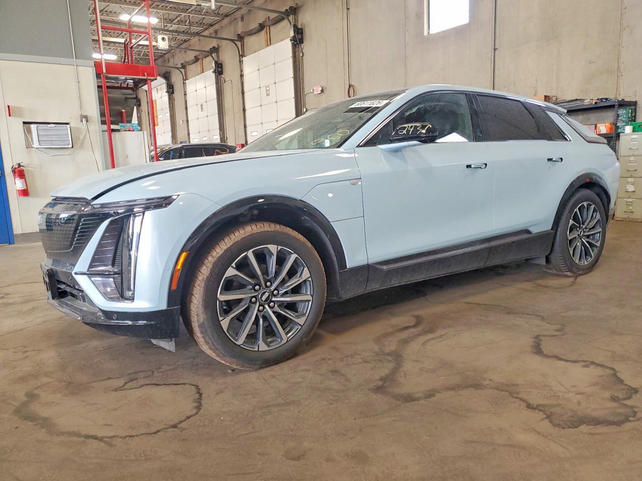 2024 Cadillac Lyriq Sport