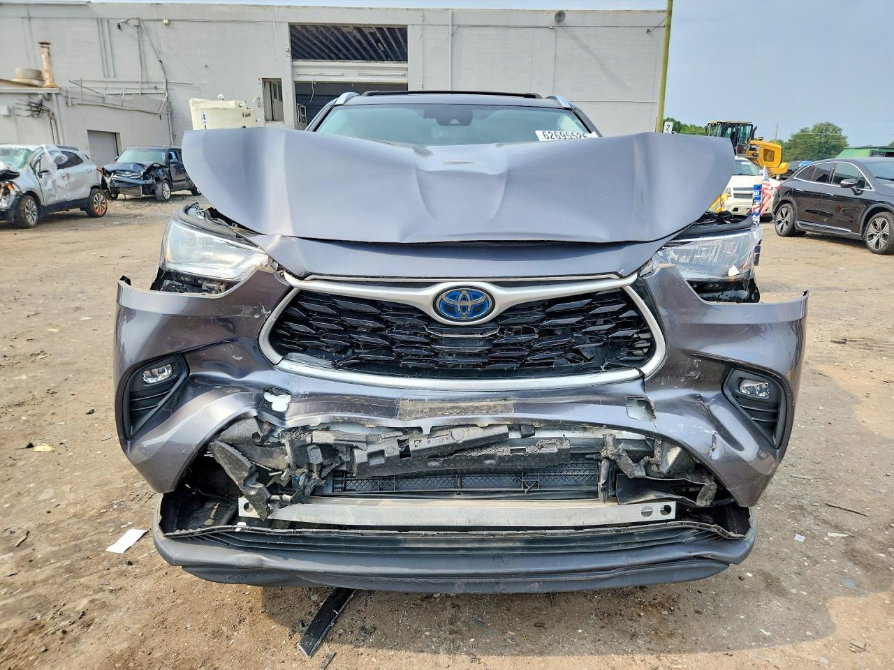 2020 Toyota Highlander Hybrid Xle - Image 5