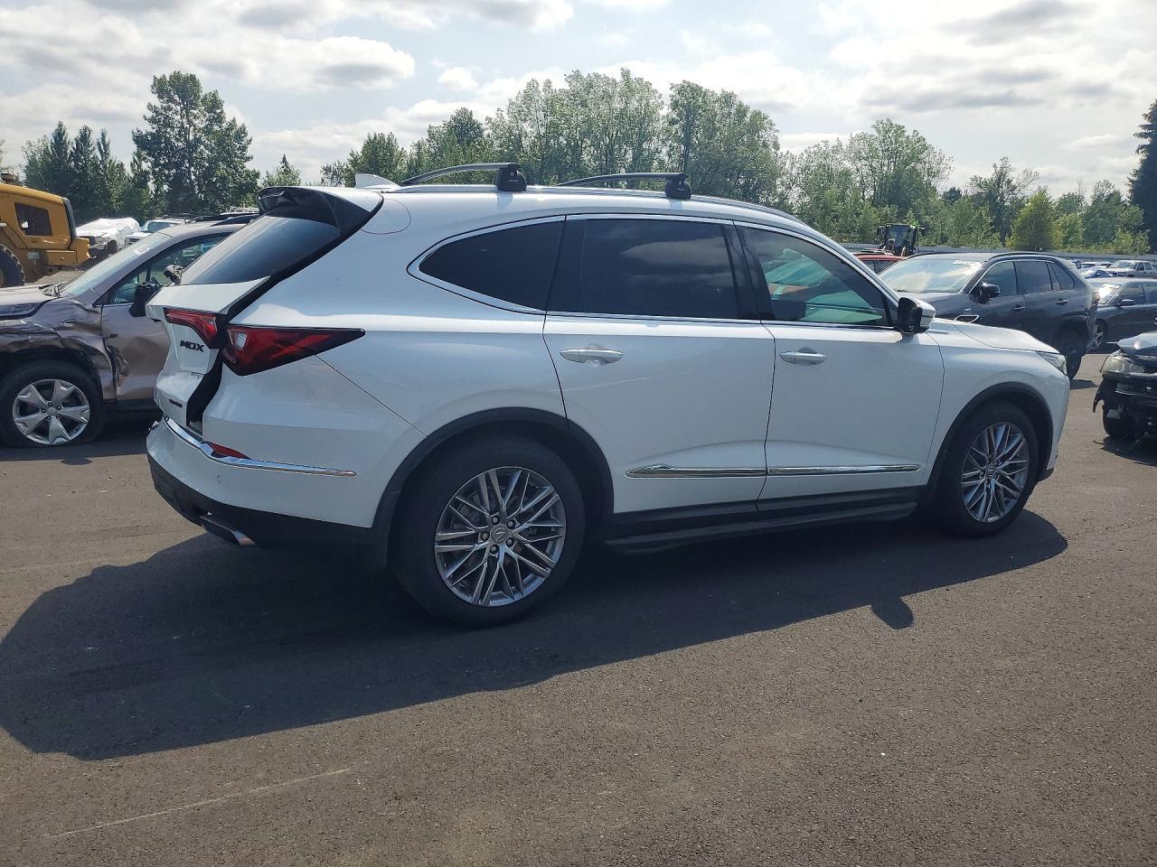 2023 Acura Mdx Advance - Image 3