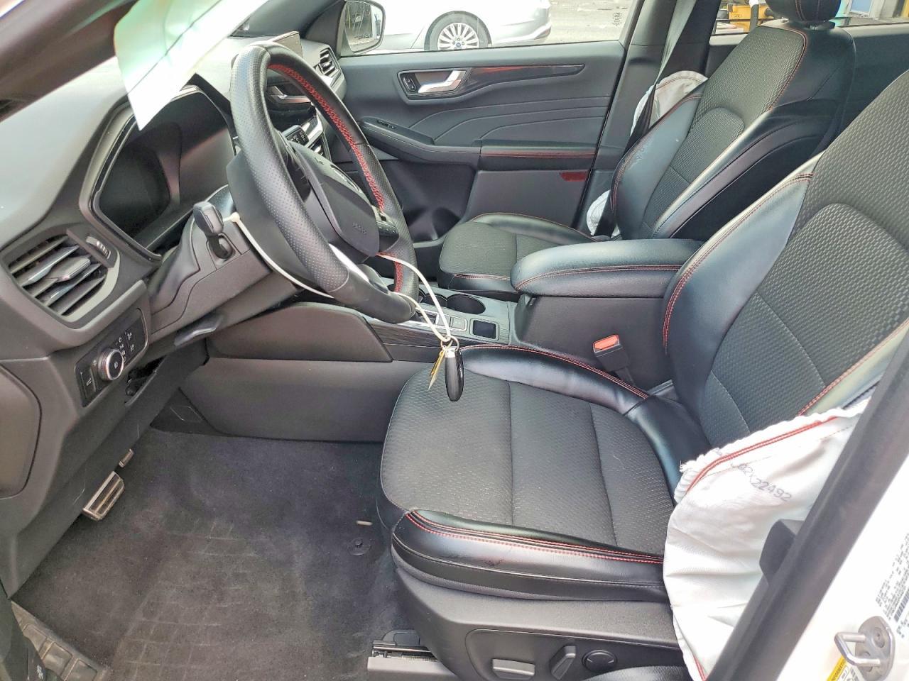 2023 Ford Escape St Line Select - Фото 7