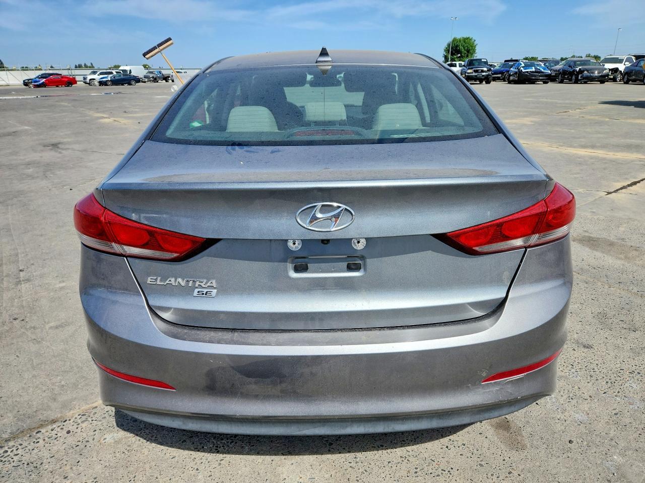 2017 Hyundai Elantra Se - Фото 6