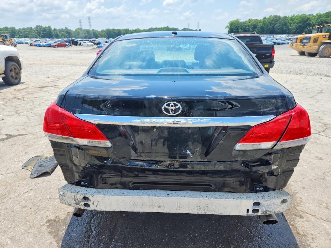 2011 Toyota Avalon Limited - Фото 6