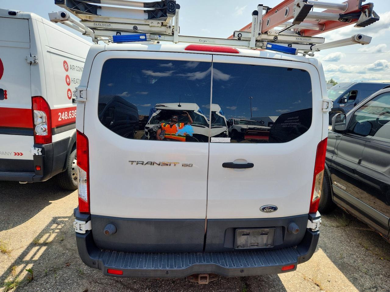 2015 Ford Transit T-150 - Фото 6