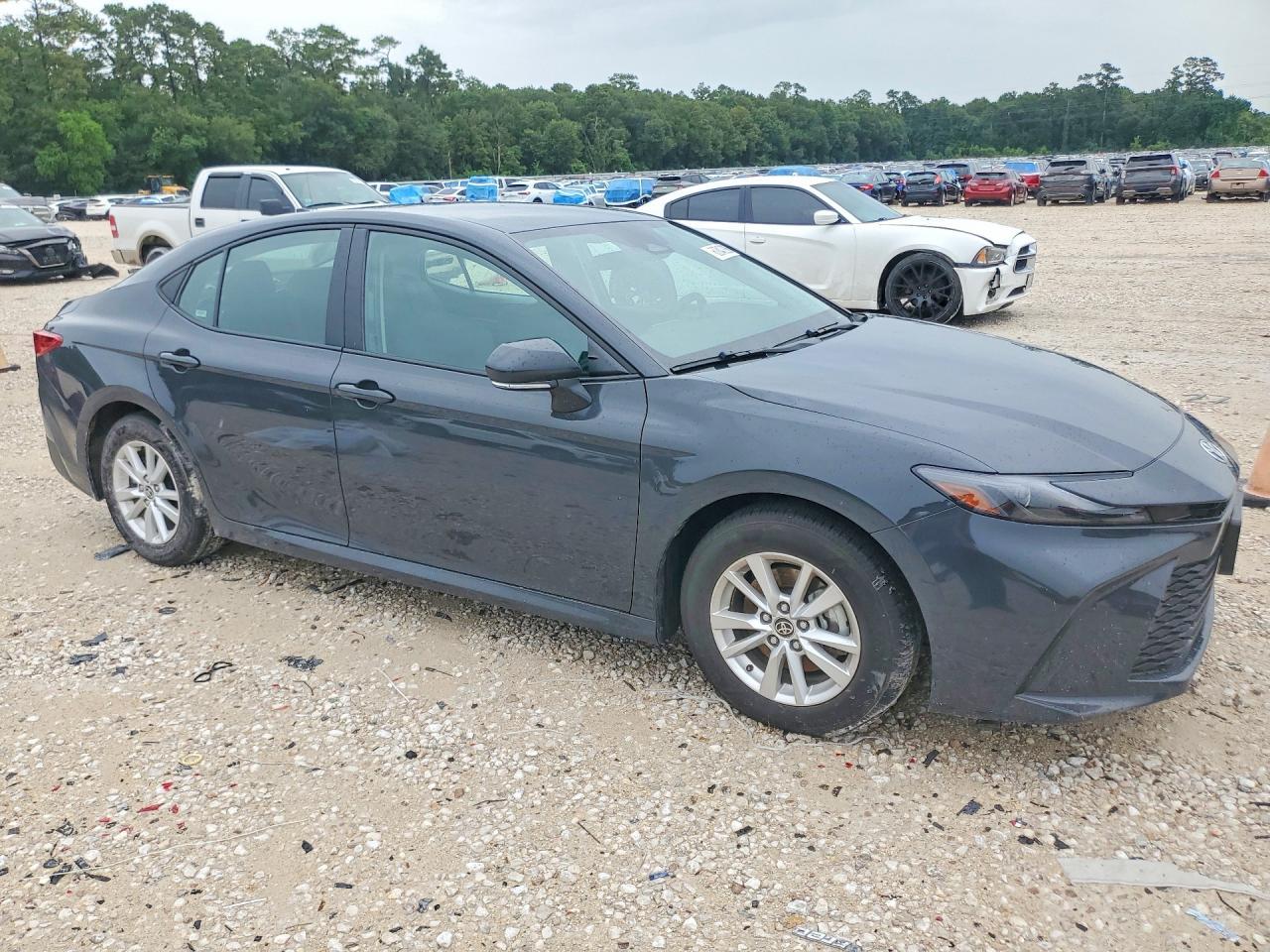 2025 Toyota Camry Le - Фото 4