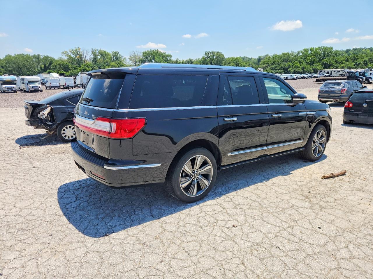 2019 Lincoln Navigator L Reserve - Фото 3