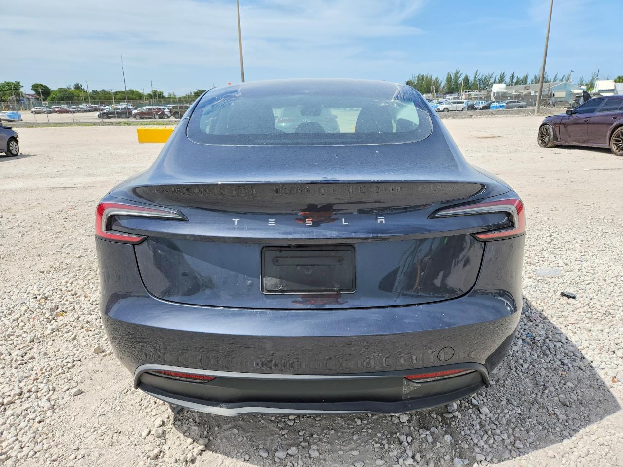 2024 Tesla Model 3 - Фото 6