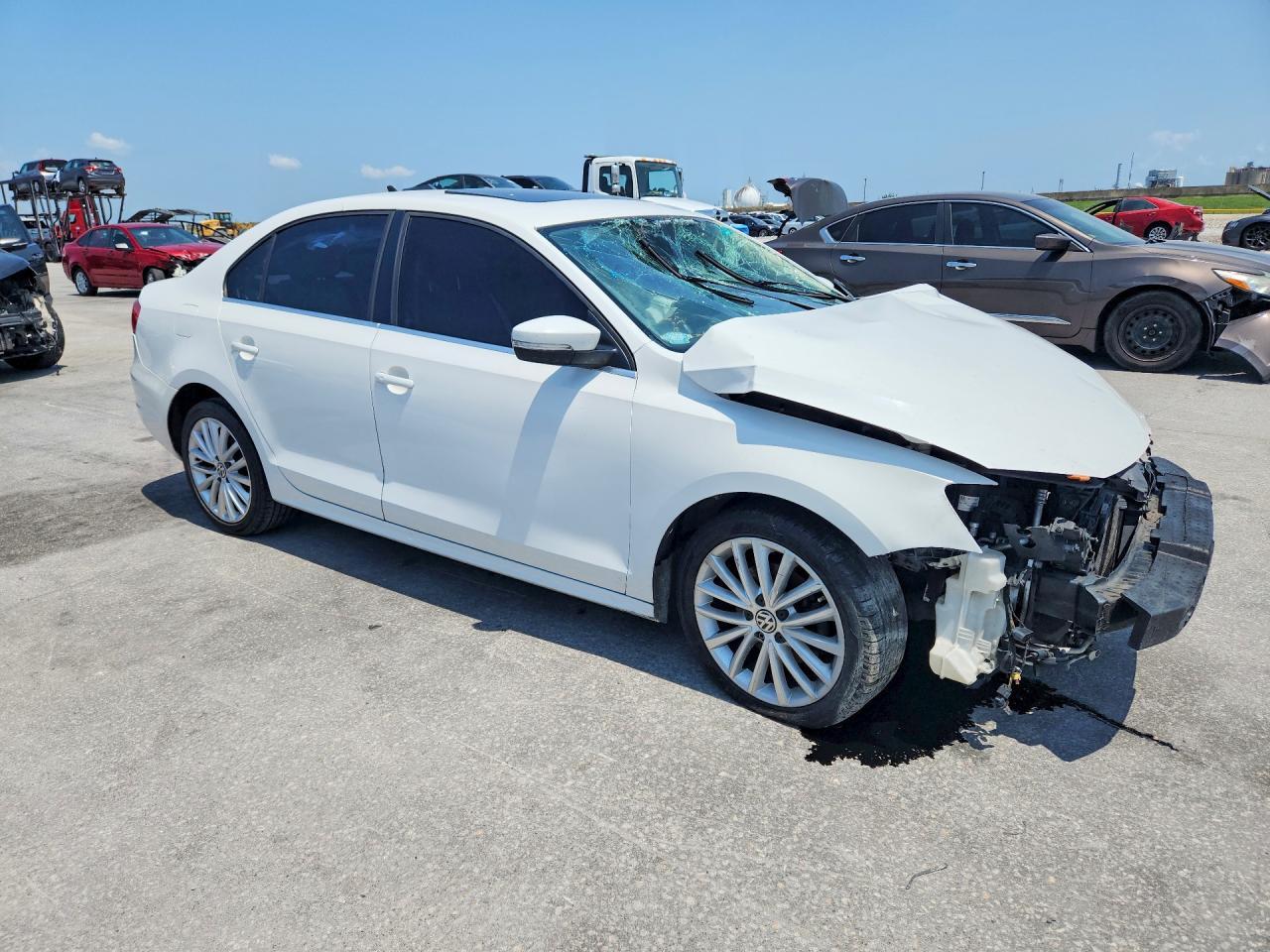 2014 Volkswagen Jetta - Image 4