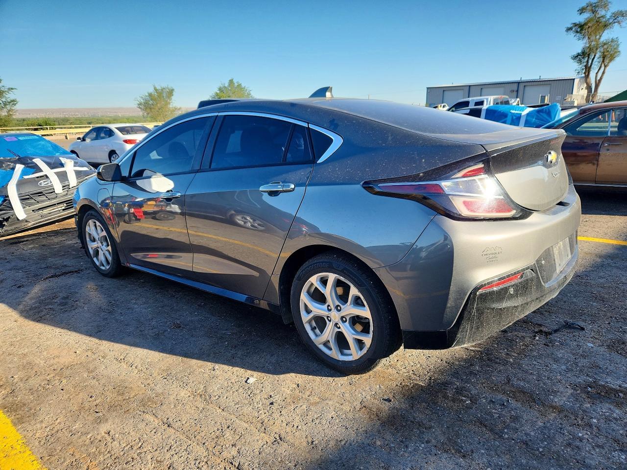 2017 Chevrolet Volt Premier - Image 2