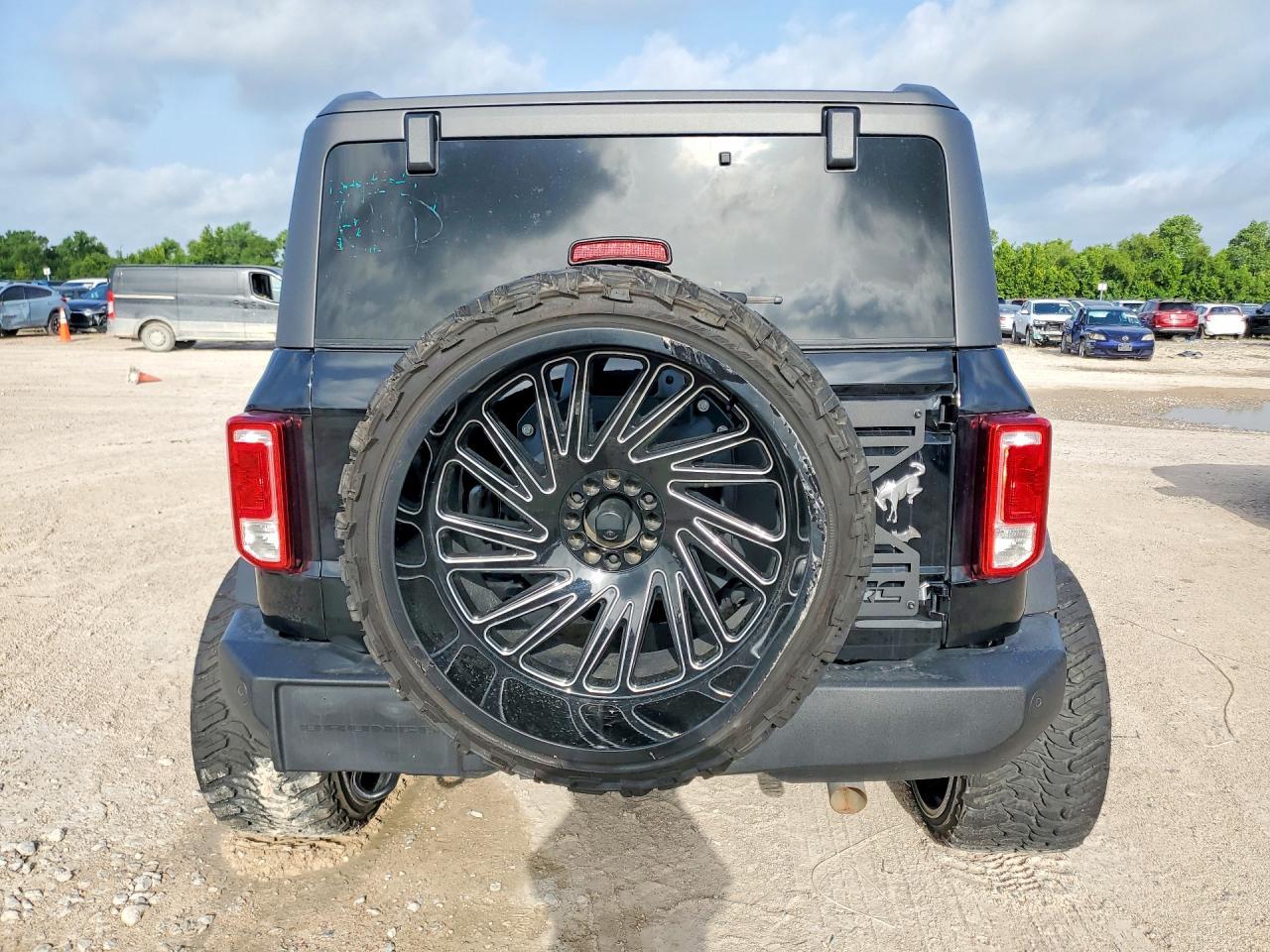 2025 Ford Bronco Big Bend - Image 6