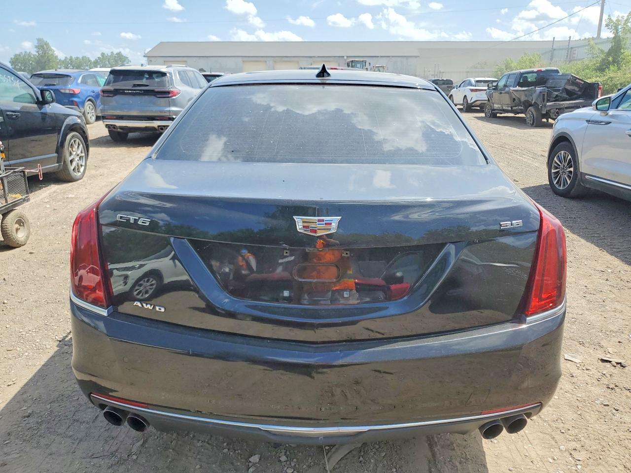 2017 Cadillac Ct6 Luxury - Image 6