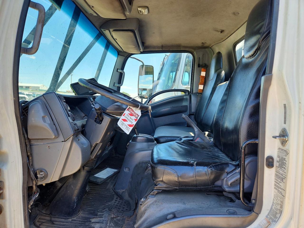2016 Isuzu Npr Flatbed - Фото 7