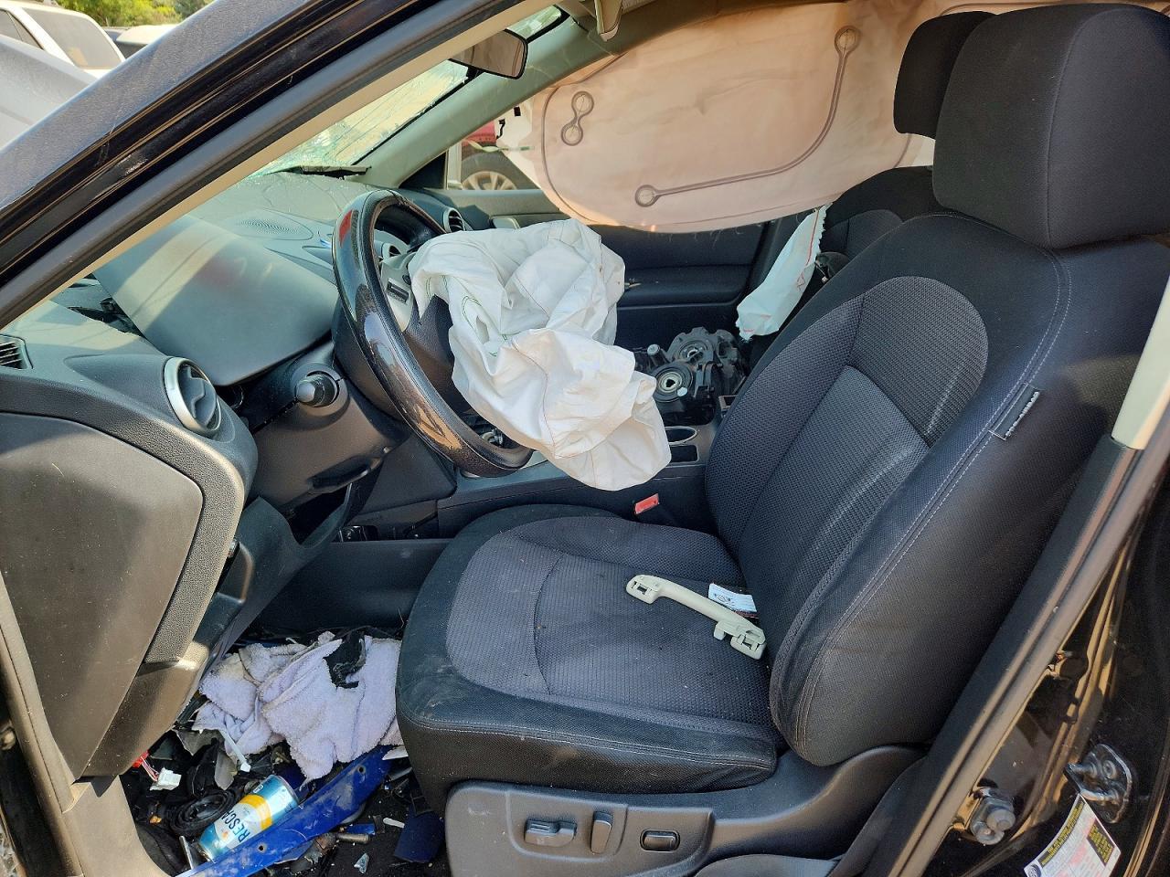 2011 Nissan Rogue S/Sv/Krom - Image 7