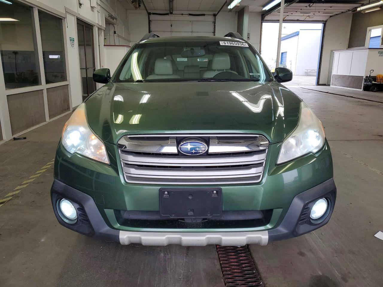 2013 Subaru Outback - Image 5