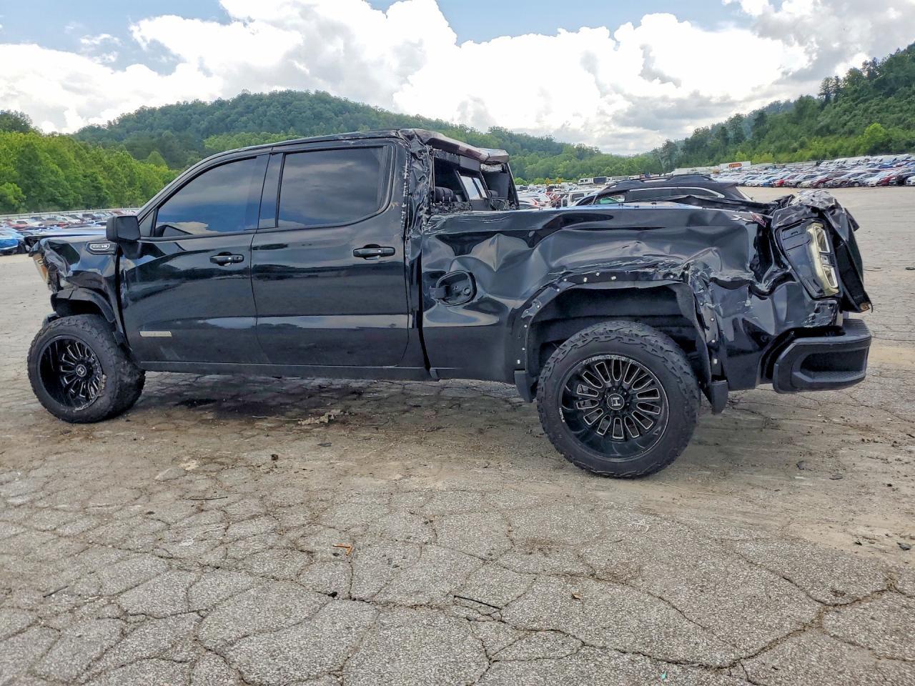 2020 GMC Sierra - Фото 2