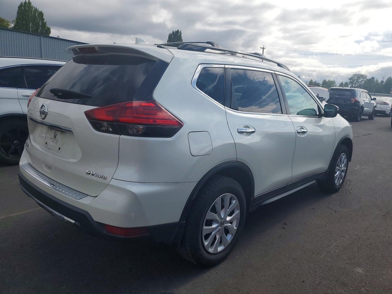 2017 Nissan Rogue Sv - Фото 3