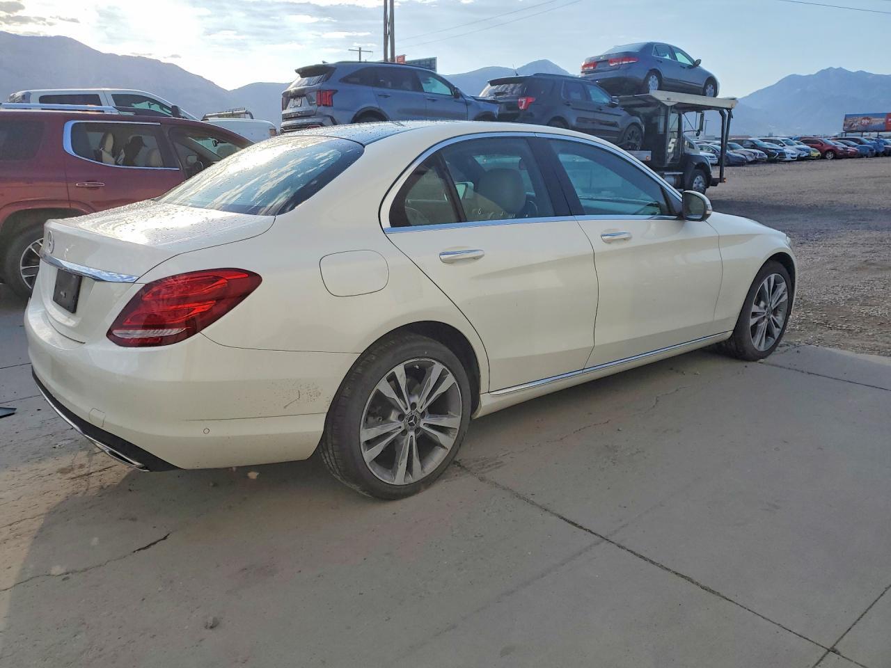 2018 Mercedes-Benz C 300 4Matic - Image 3