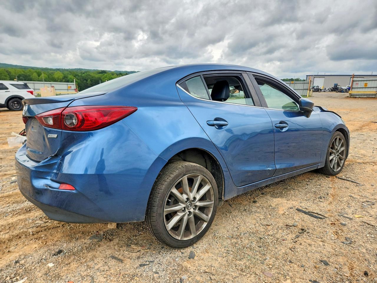 2018 Mazda 3 Touring - Фото 3