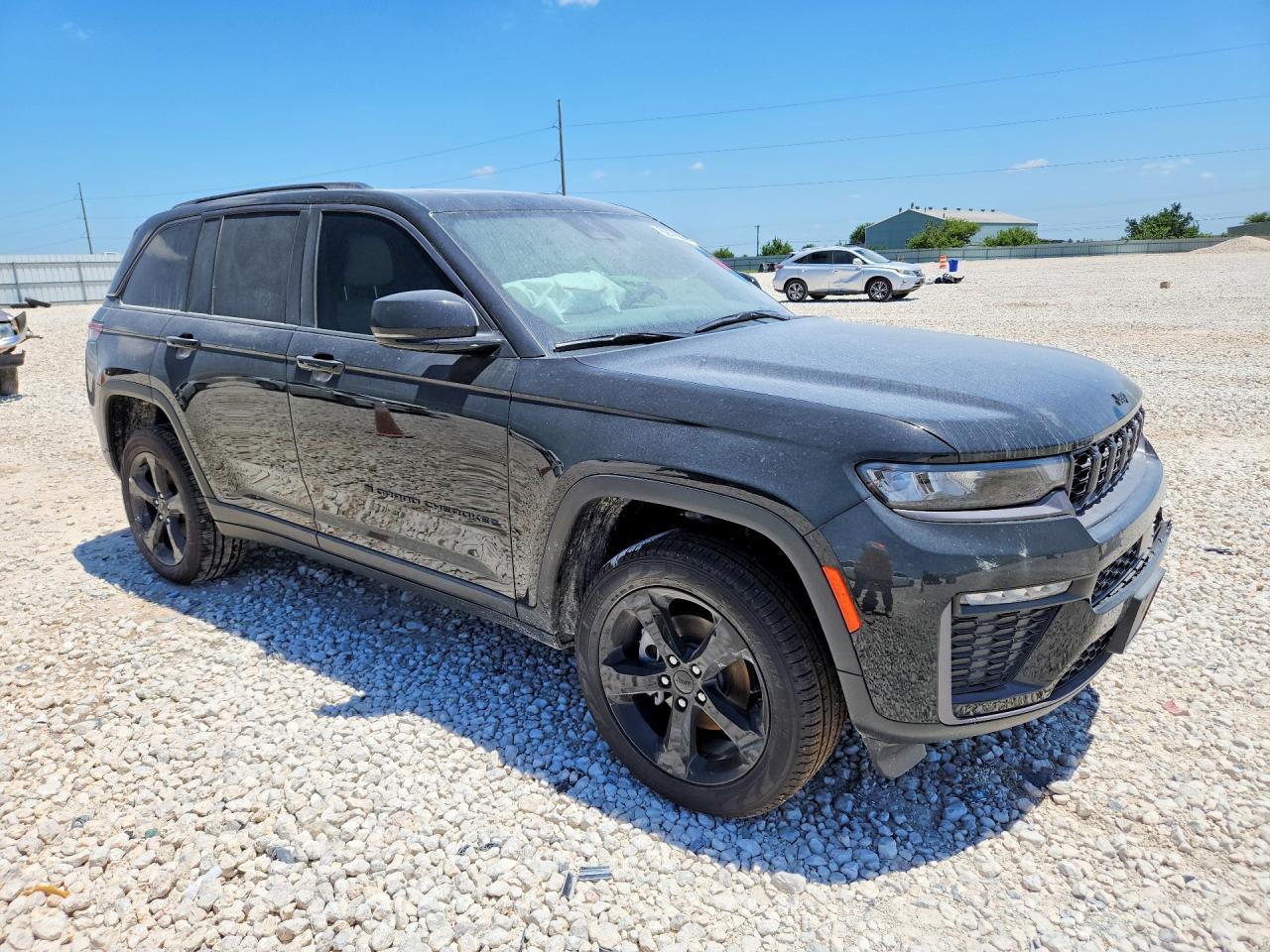 2026 Jeep Grand Cherokee Limited - Image 4
