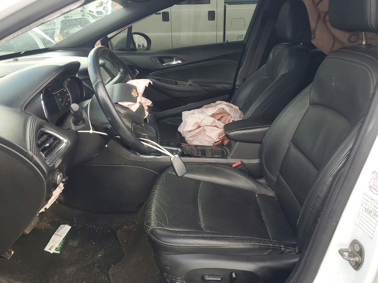2016 Chevrolet Cruze Premier - Фото 7