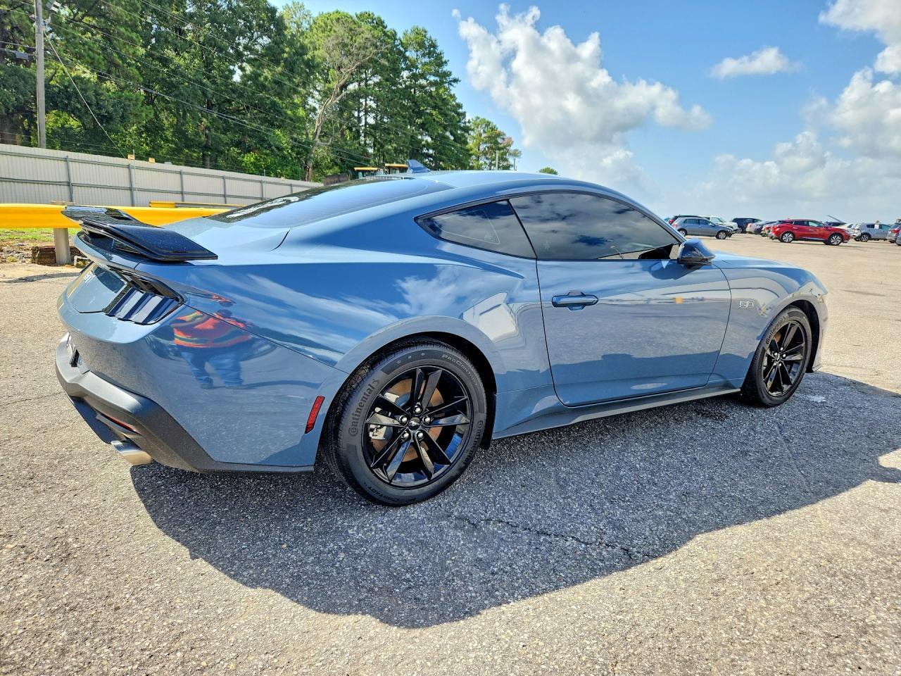 2026 Ford Mustang Gt - Фото 3