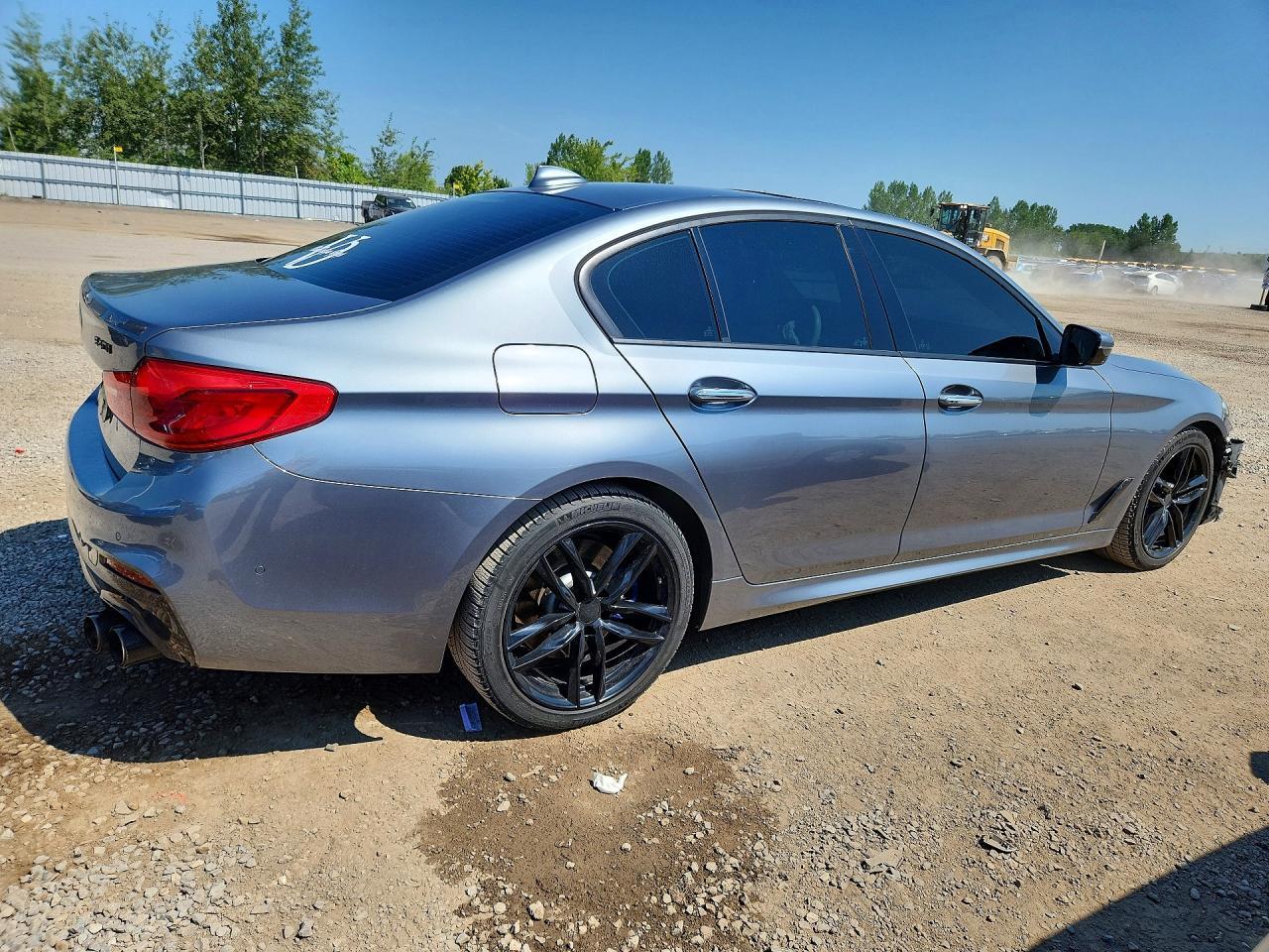 2017 BMW 540 Xi - Фото 3