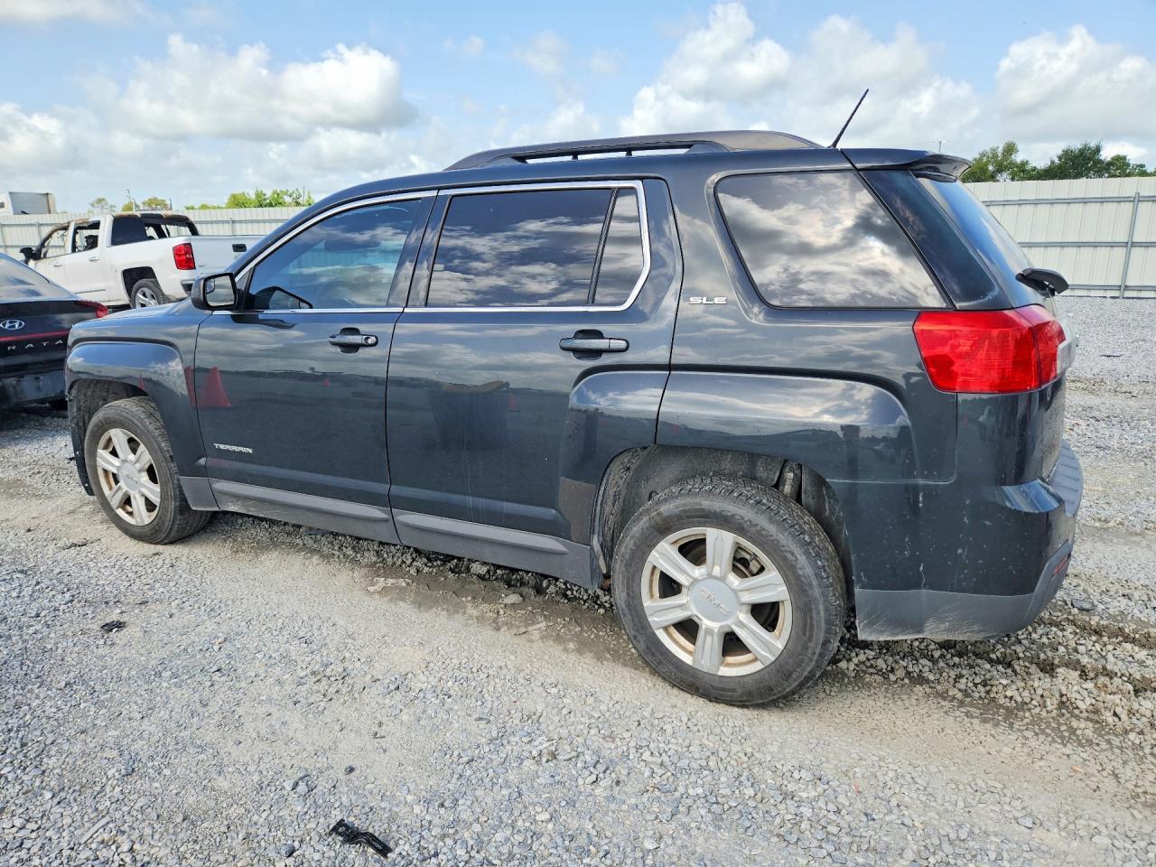 2014 GMC Terrain Sle - Image 2