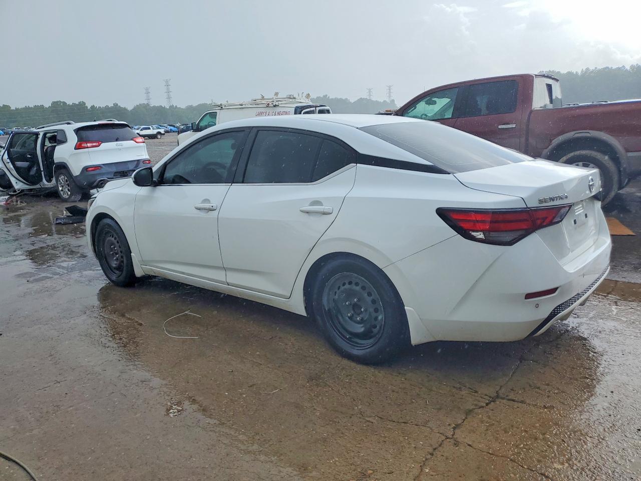 2020 Nissan Sentra S - Image 2