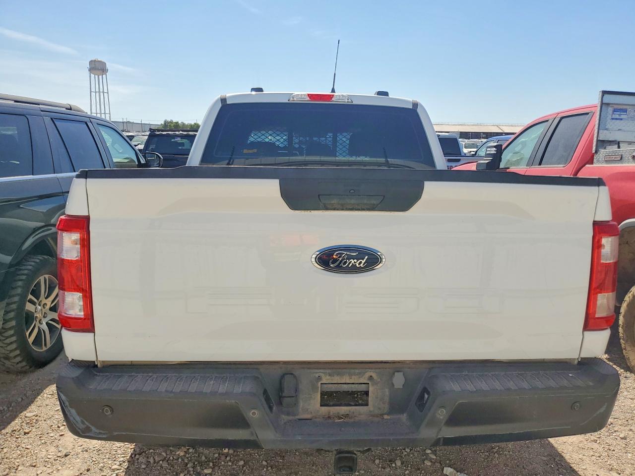 2023 Ford F150 Police Responder - Фото 6
