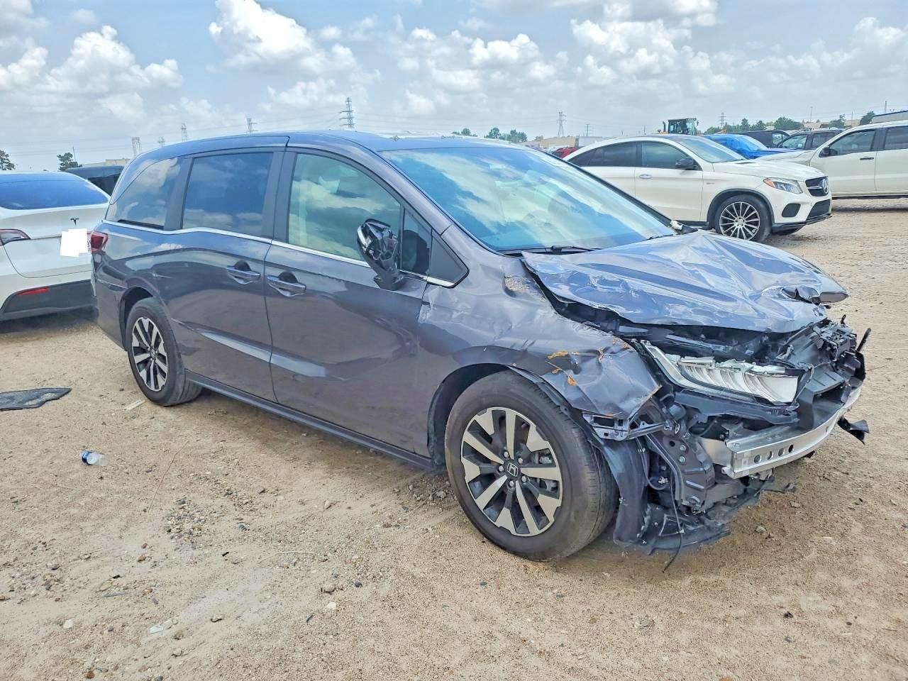 2025 Honda Odyssey Exl - Image 4