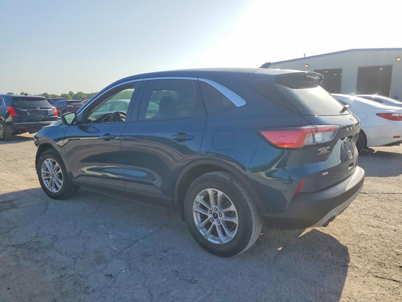 2020 Ford Escape Se - Image 2