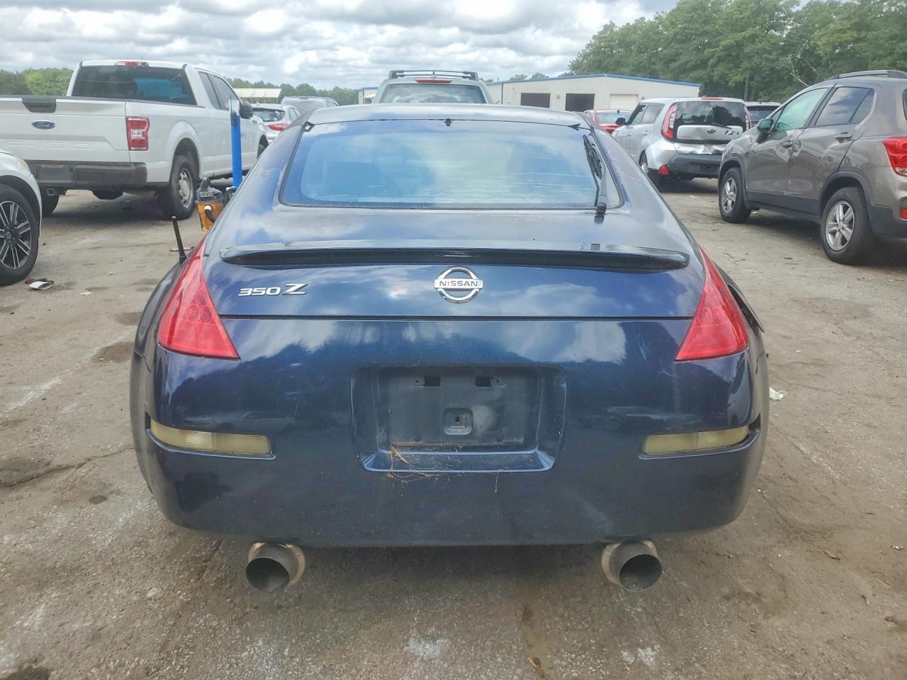 2007 Nissan 350Z Coupe - Image 6
