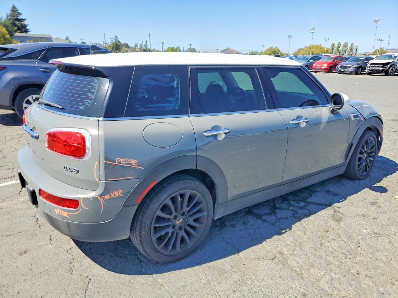 2017 Mini Cooper Clubman - Фото 3