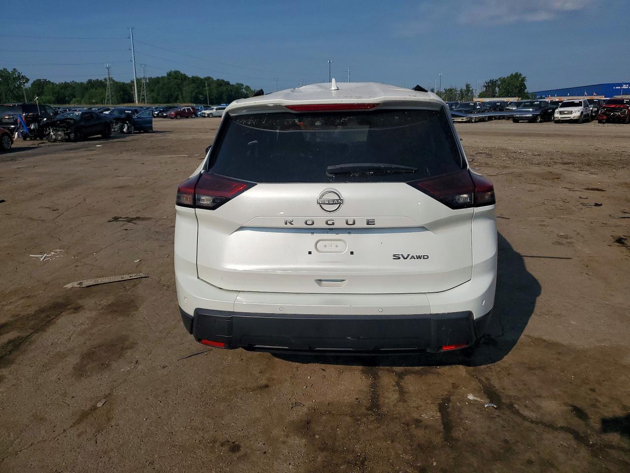 2024 Nissan Rogue Sv - Фото 6