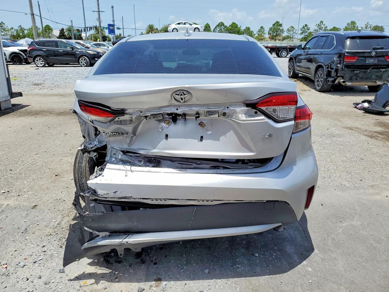 2021 Toyota Corolla Le - Image 6
