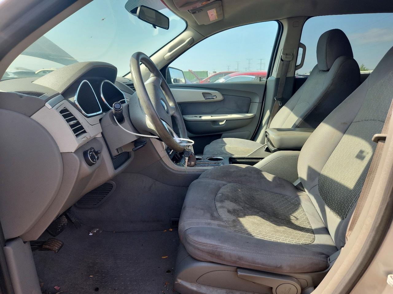2010 Chevrolet Traverse Ls - Фото 7
