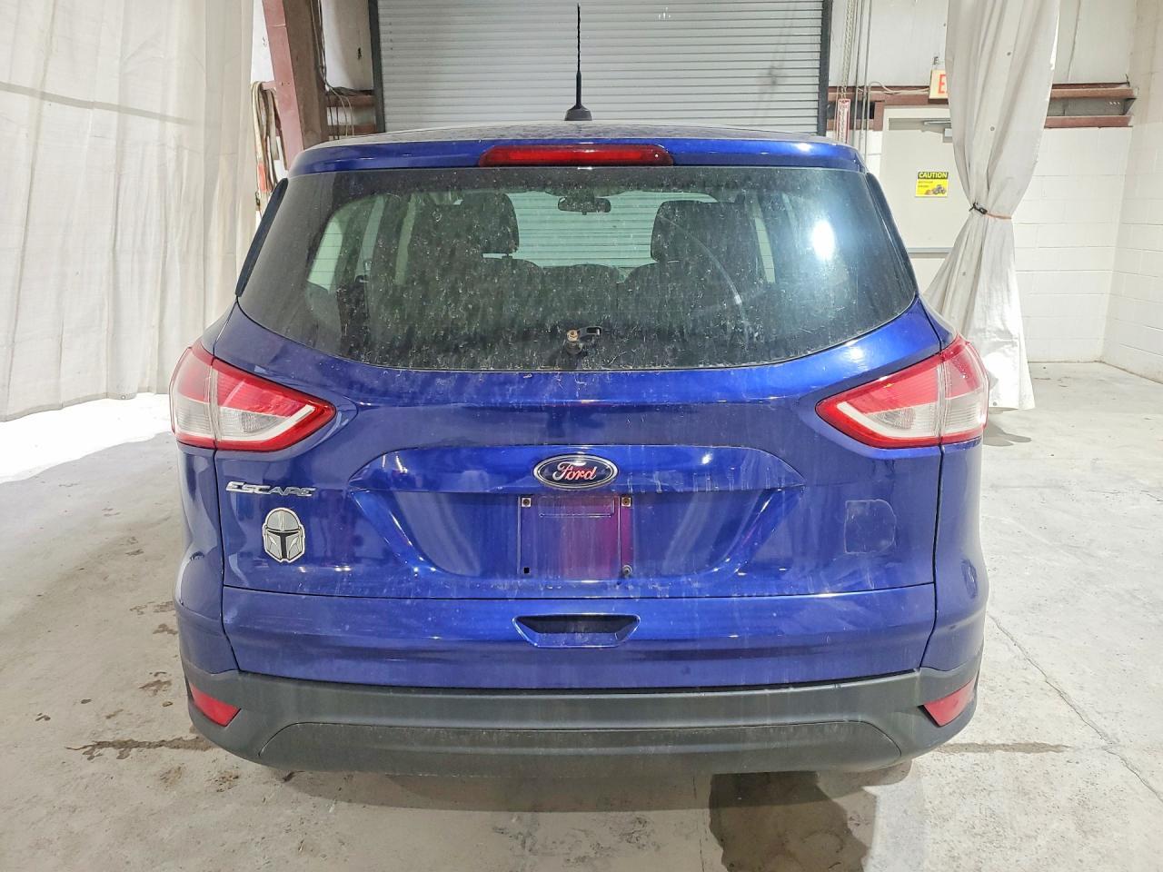 2013 Ford Escape S - Фото 6