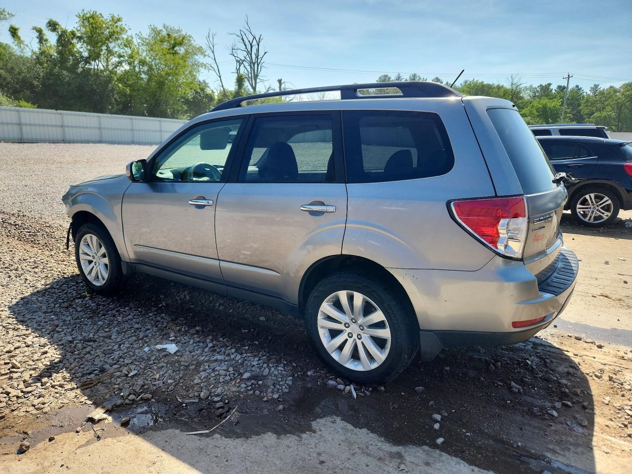 2011 Subaru Forester 2.5X Premium - Image 2