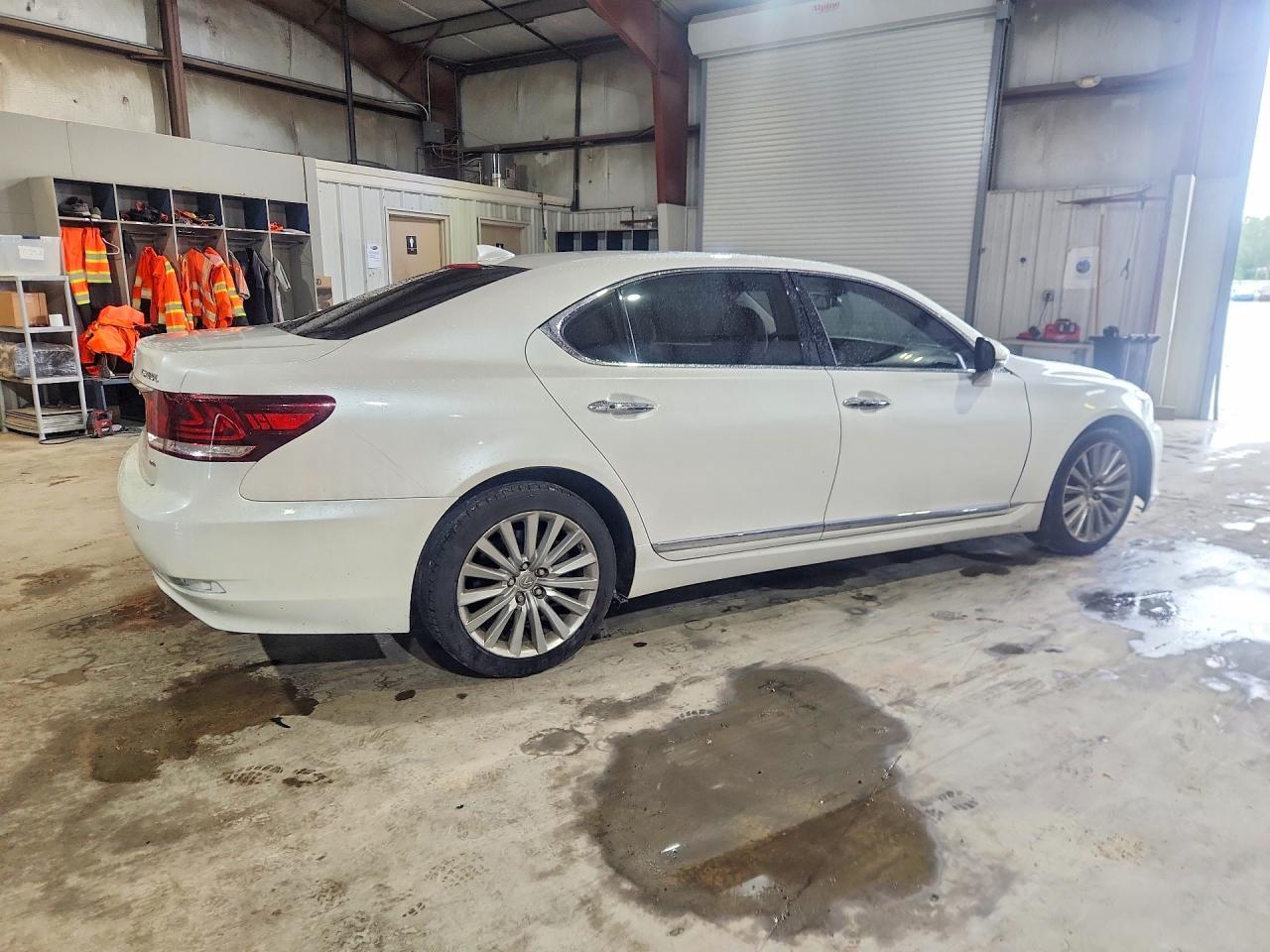 2016 Lexus Ls 460L - Фото 3