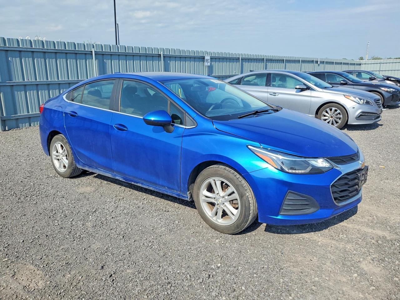 2017 Chevrolet Cruze Lt - Image 4